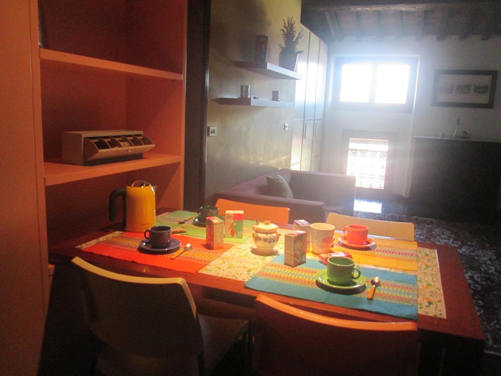 Casa Vacanze Mazzanti เวโรนา ภายนอก รูปภาพ