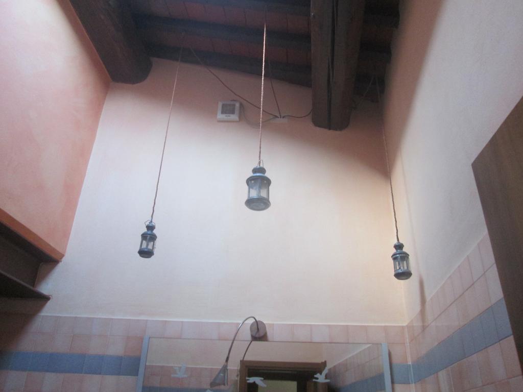 Casa Vacanze Mazzanti เวโรนา ภายนอก รูปภาพ